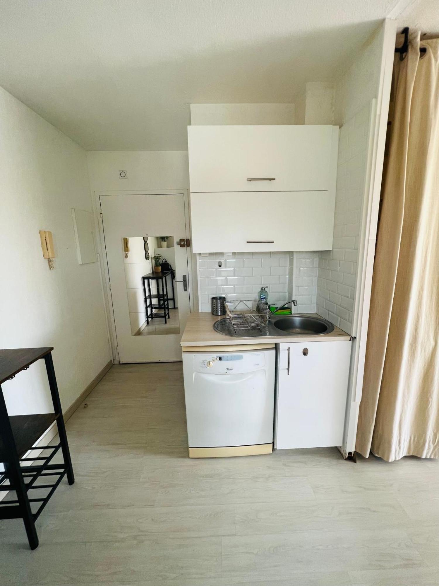Appartement Studio4 27M2 Terrasse Parking Piscine à Saint-Laurent-du-Var Extérieur photo